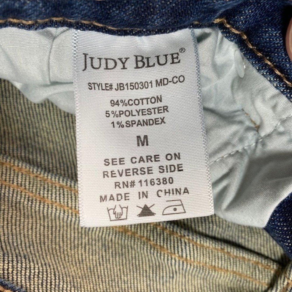 Judy Blue High Rise Medium Wash Raw Hem Denim Shorts JB150301 MD-CO Women Size M - Picture 3 of 10
